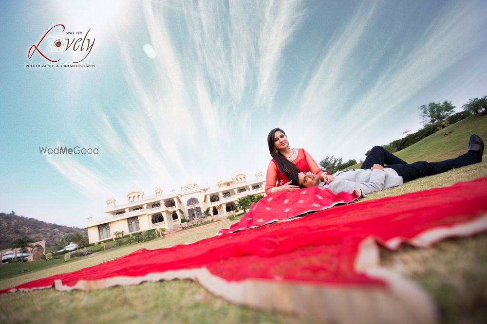 Photo From Pre-Wedding - By Lovely Photography 