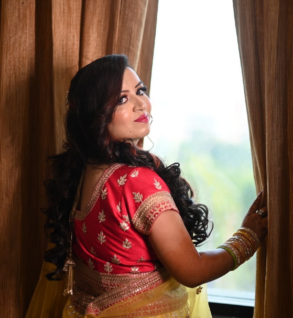 Photo From Engagement Makeup - By Priyanka Adishree Makeovers