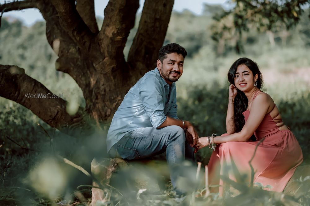 Photo From Gautam Niki Pre-wedding - By Sunshine Studio