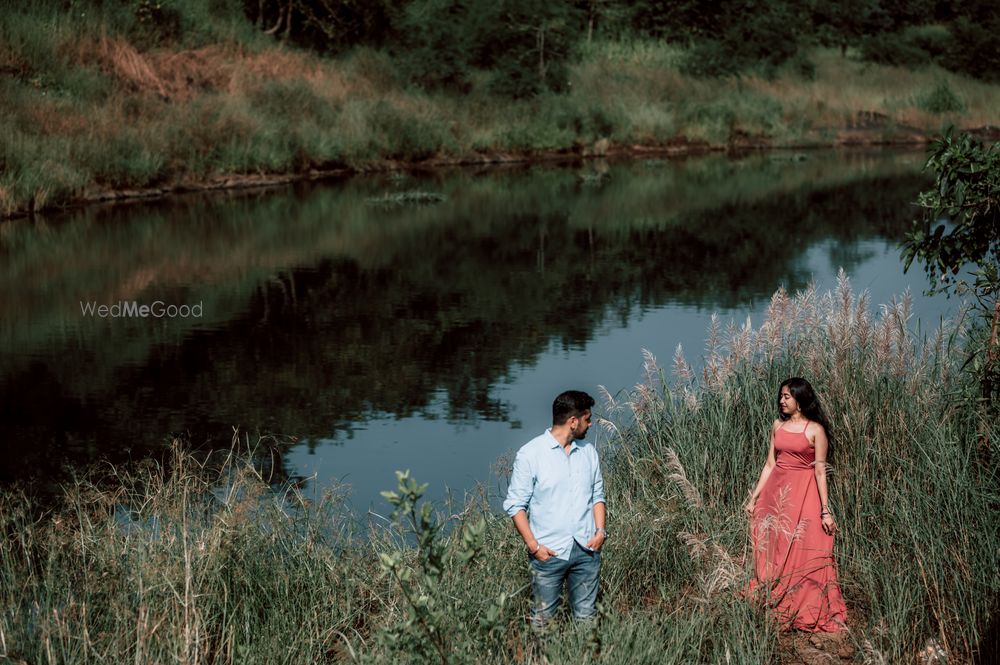 Photo From Gautam Niki Pre-wedding - By Sunshine Studio