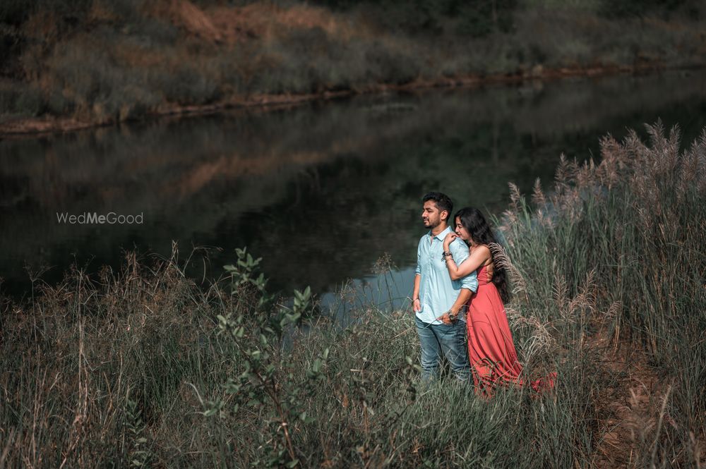 Photo From Gautam Niki Pre-wedding - By Sunshine Studio