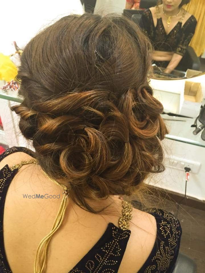 Photo From Hairstyles - By Dharavi Makeovers