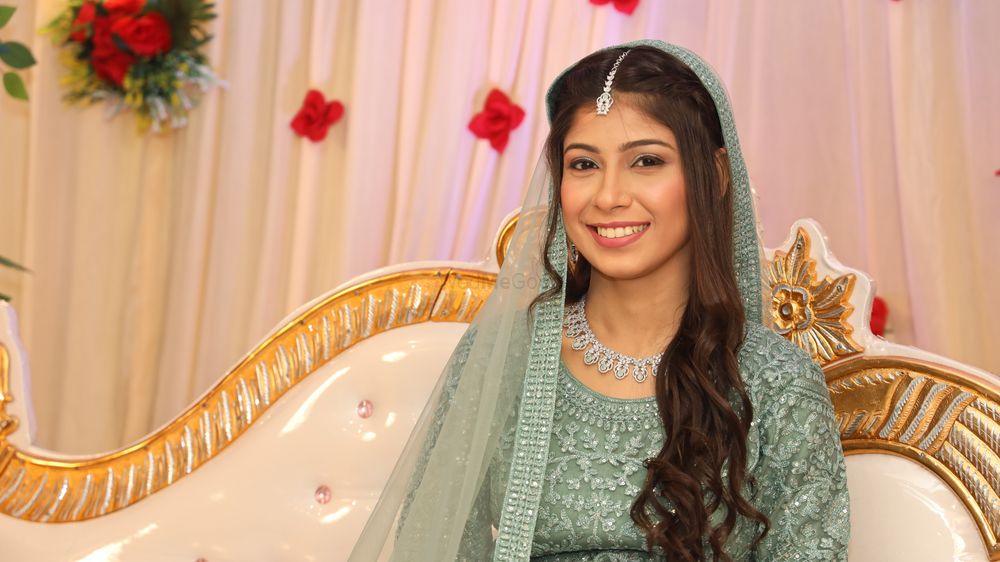 Photo From Saraf’s Mehandi and Walima look - By Makeovers by Deepali Nawale