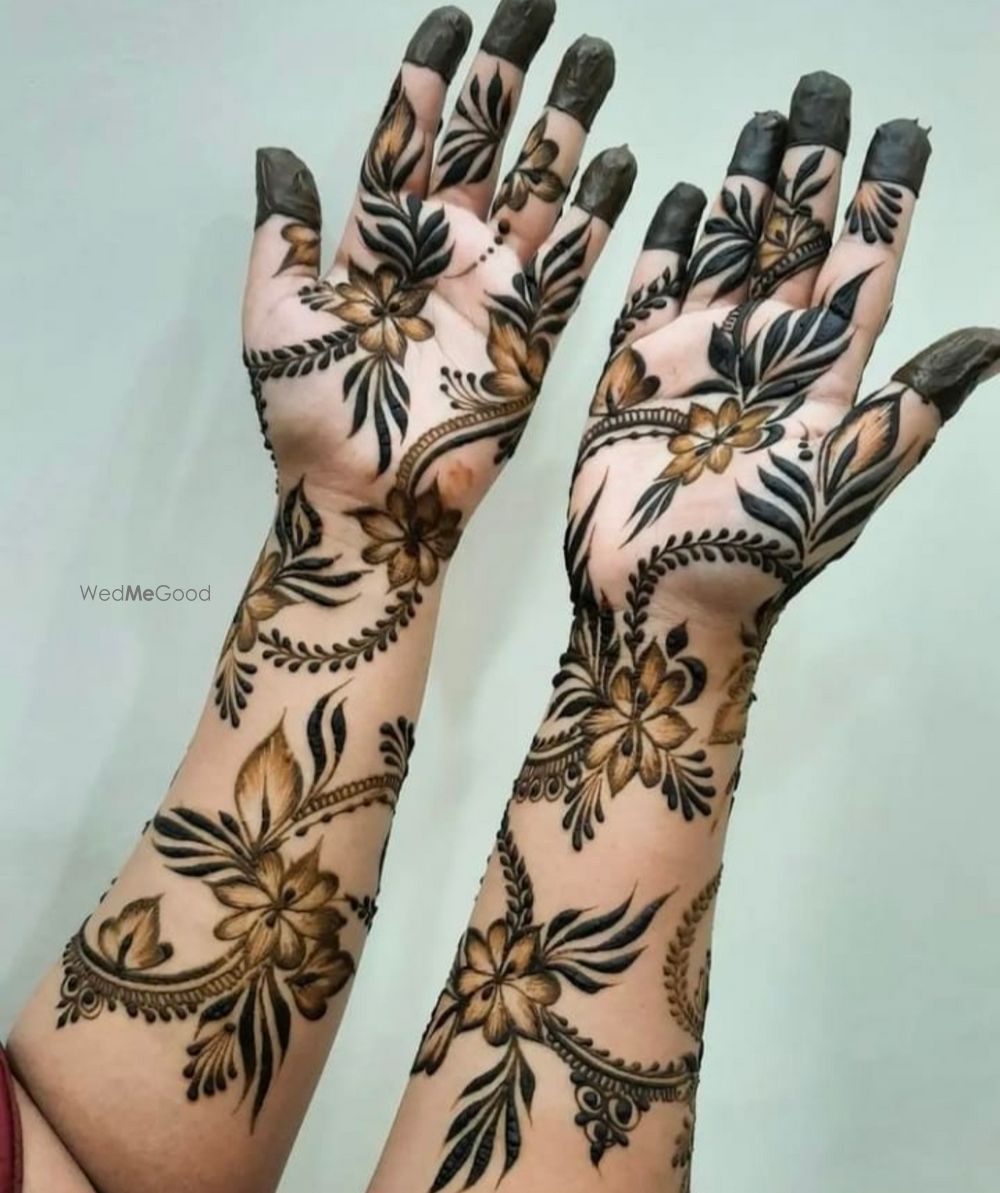 Photo From pakistani Designs - By Suzzain Mehendi Artist