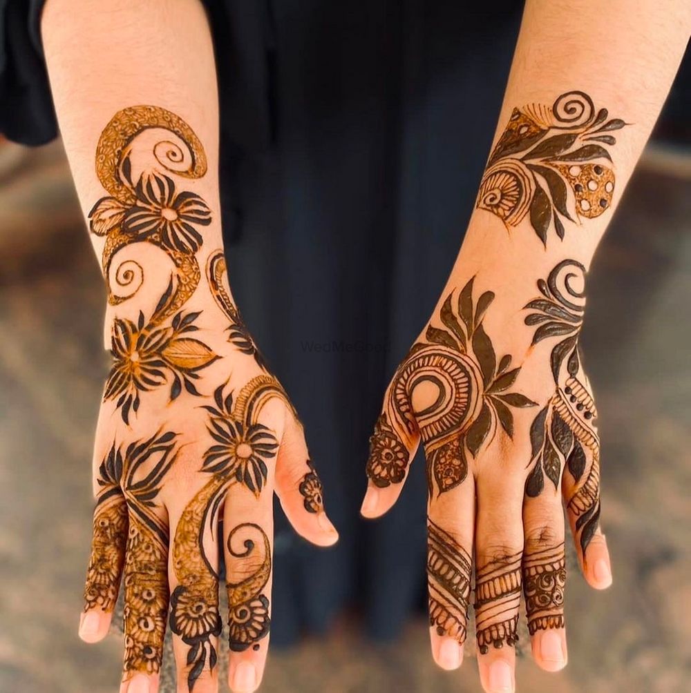 Photo From pakistani Designs - By Suzzain Mehendi Artist