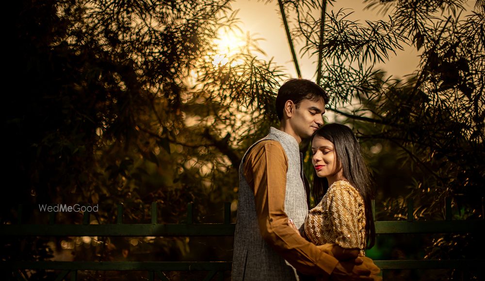 Photo From Puneet & Anika Pre Wedding - By Naveen Studio