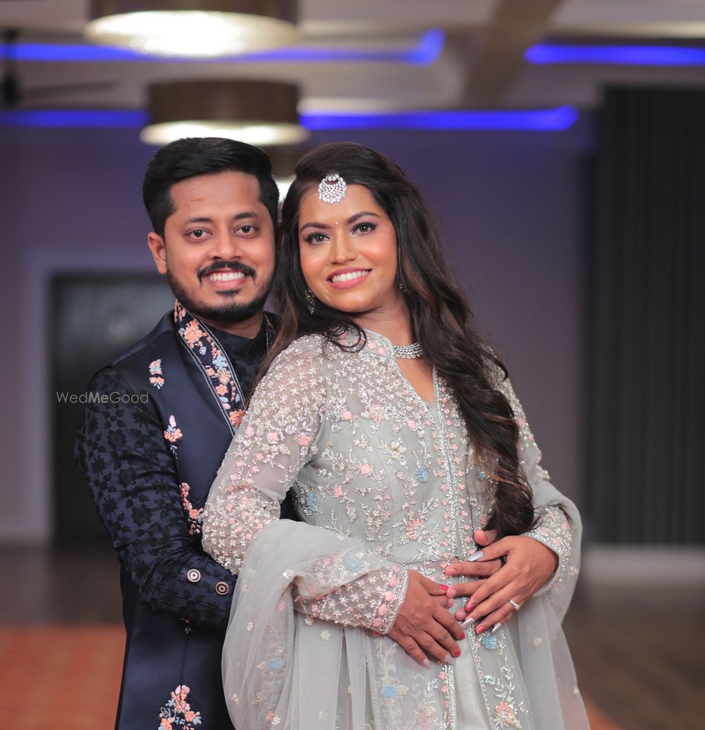 Photo From Pooja's Engagement & Wedding - By Twinkle Mota Makeup Artist