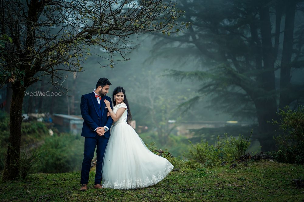 Photo From Pre-wedding - By Picturewale Photography