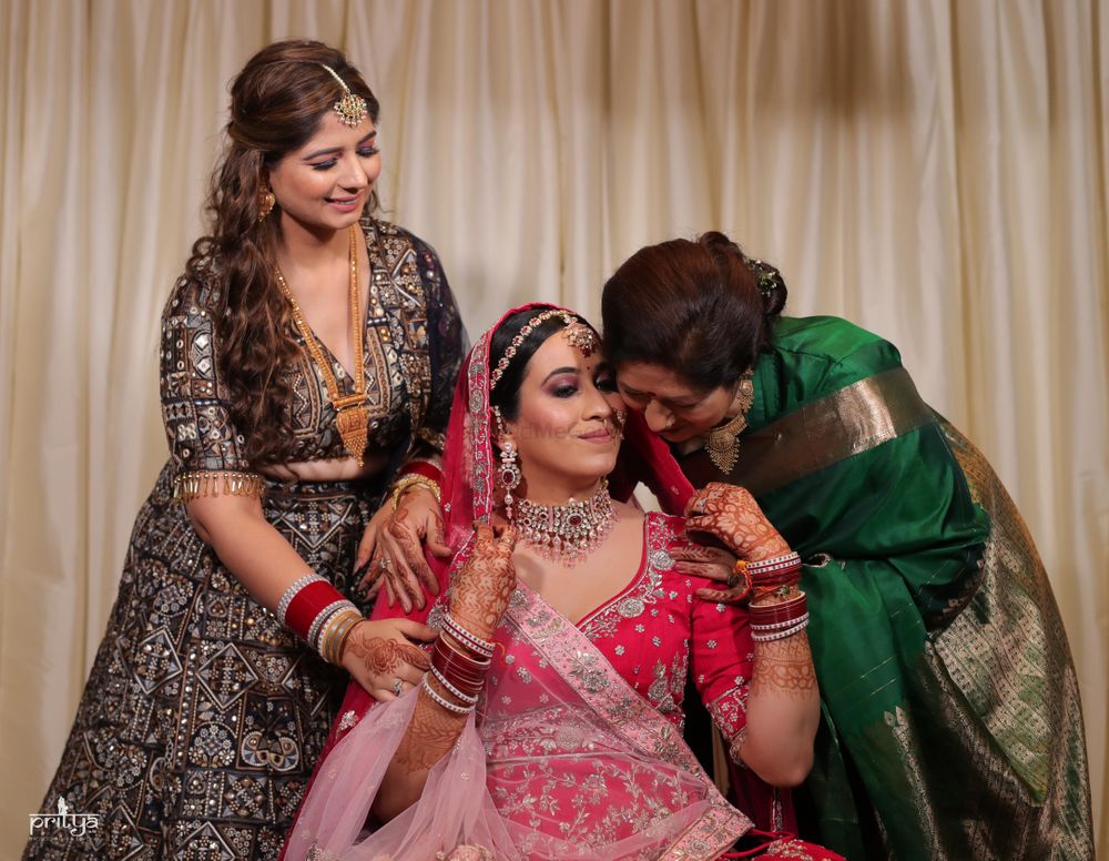 Photo From Gunjan & Ayush - Wedding - By Pritya Arts