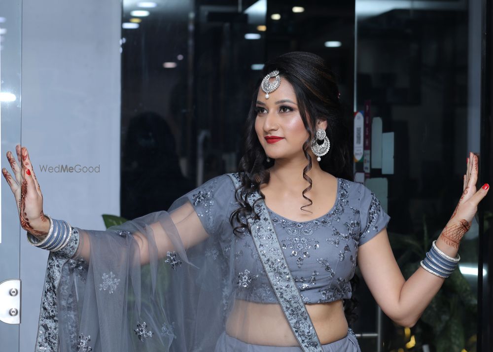 Photo From party makeup - By Nehal Oberoi Makeover