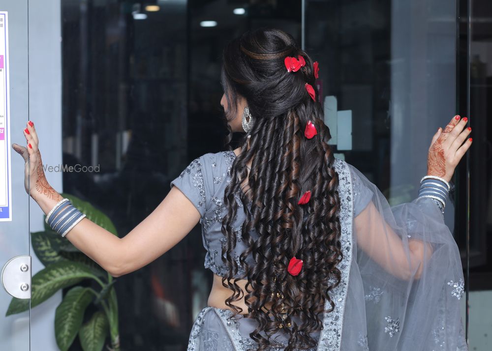 Photo From party makeup - By Nehal Oberoi Makeover