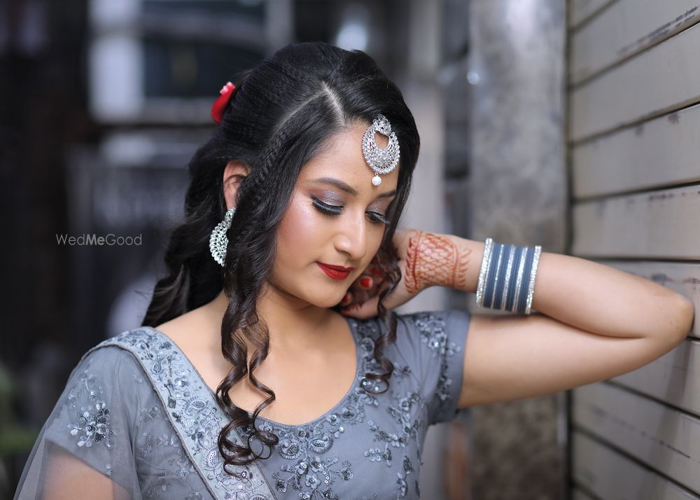 Photo From party makeup - By Nehal Oberoi Makeover