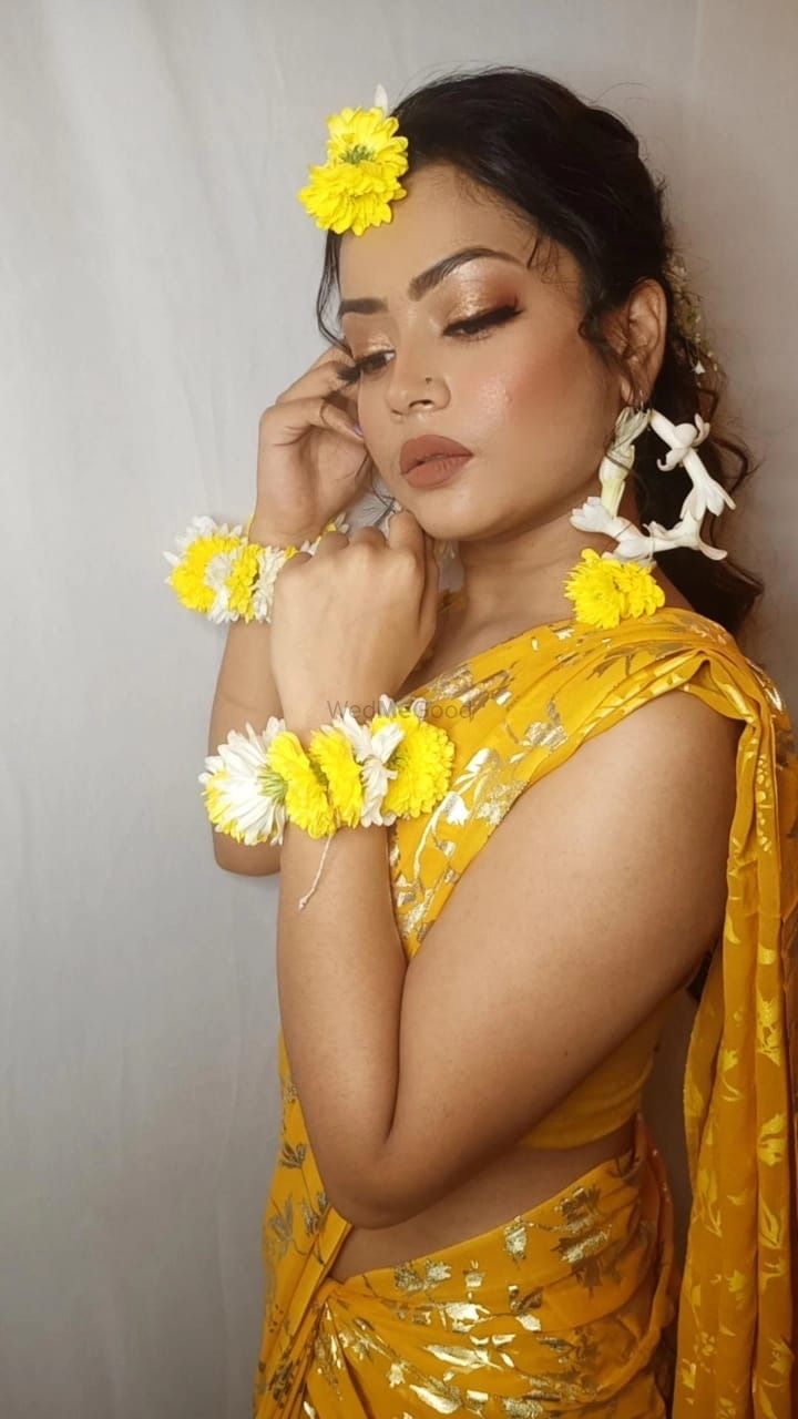 Photo From Haldi make-up  - By Slayberry by Vishakha