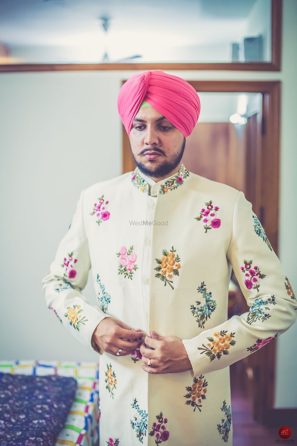 Photo of Groom in off white floral sherwani