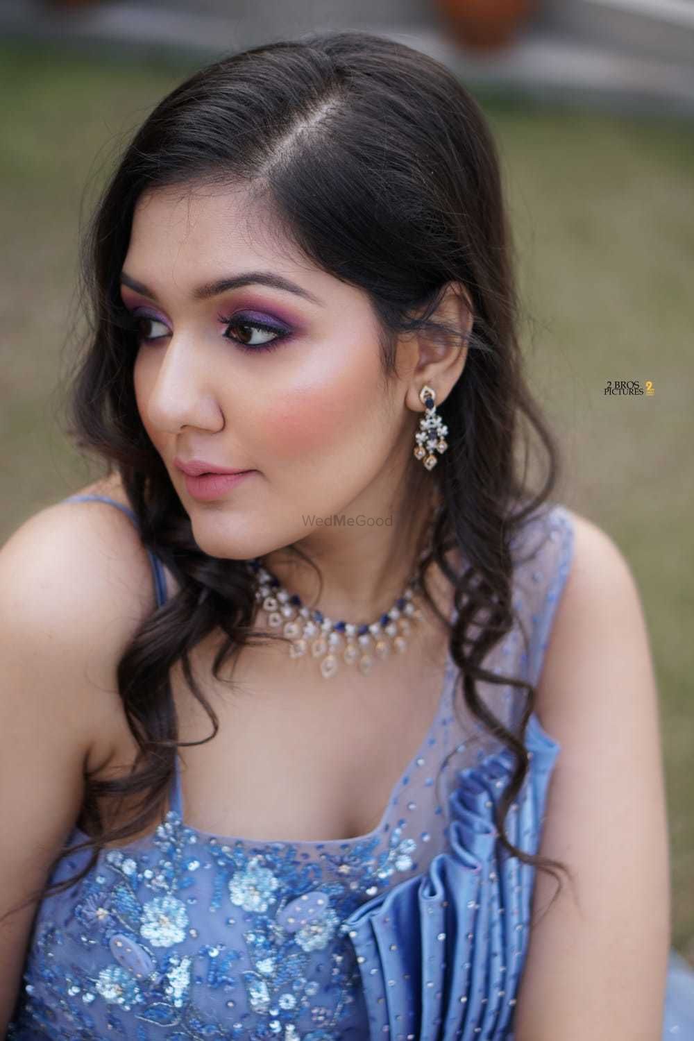 Photo From Engagement Bride Kashika - By Definning Looks