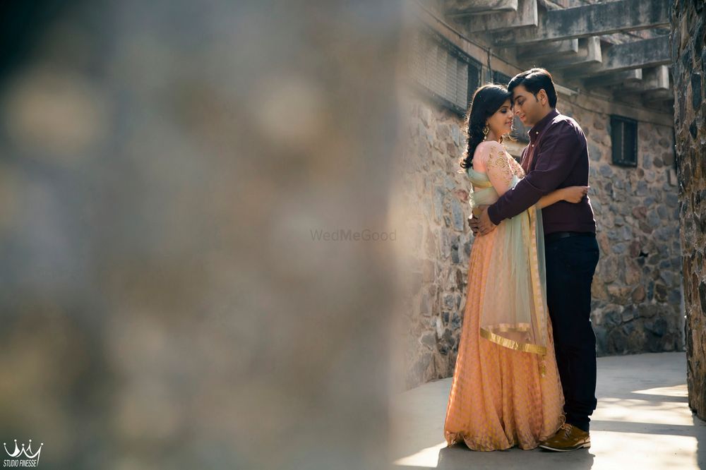Photo From Priyanka + Pankit "Pre wedding session" - By Studio Finesse