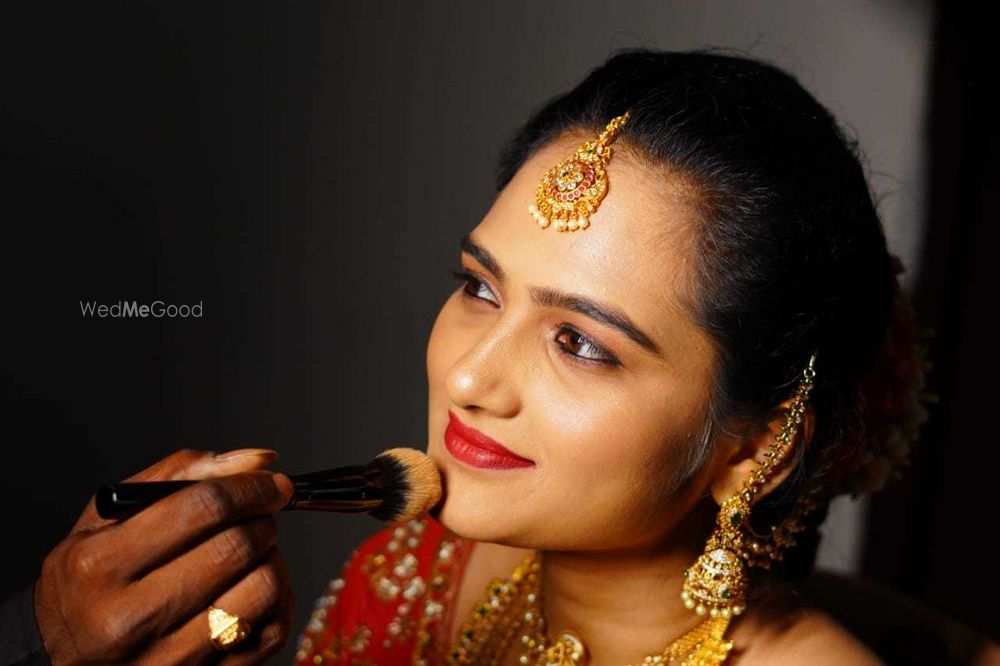 Photo From Bridal makeover's - By Mahesh Destination Makeover