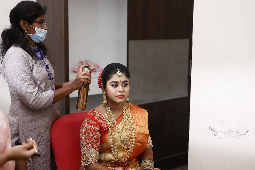 Photo From Bridal makeover's - By Mahesh Destination Makeover