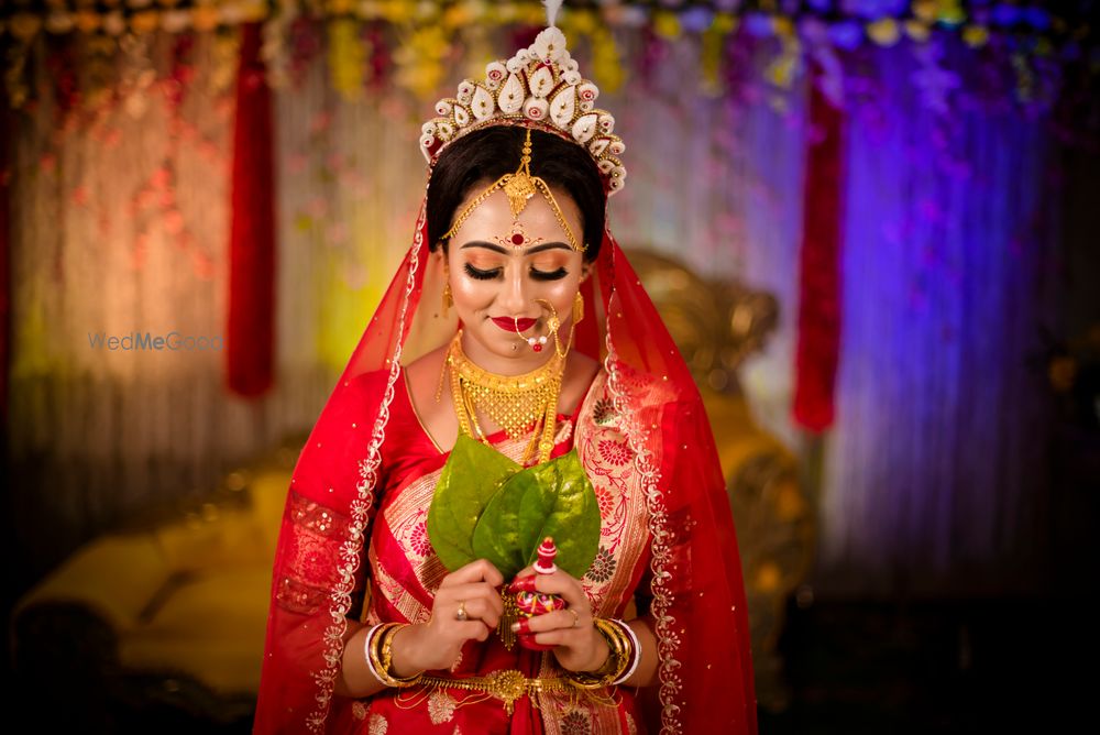 Photo From SAYANDEEP & SRIPARNA ~ WEDDING ALBUM - By The Wedding Kiss