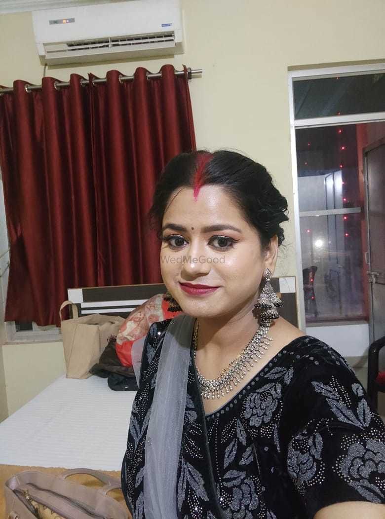 Photo From party makeup - By Anuradha Makeup Artist