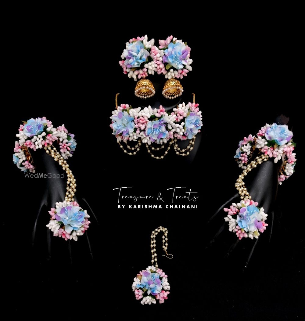 Photo From Floral jewellery - By Treasure & Treats by Karishma