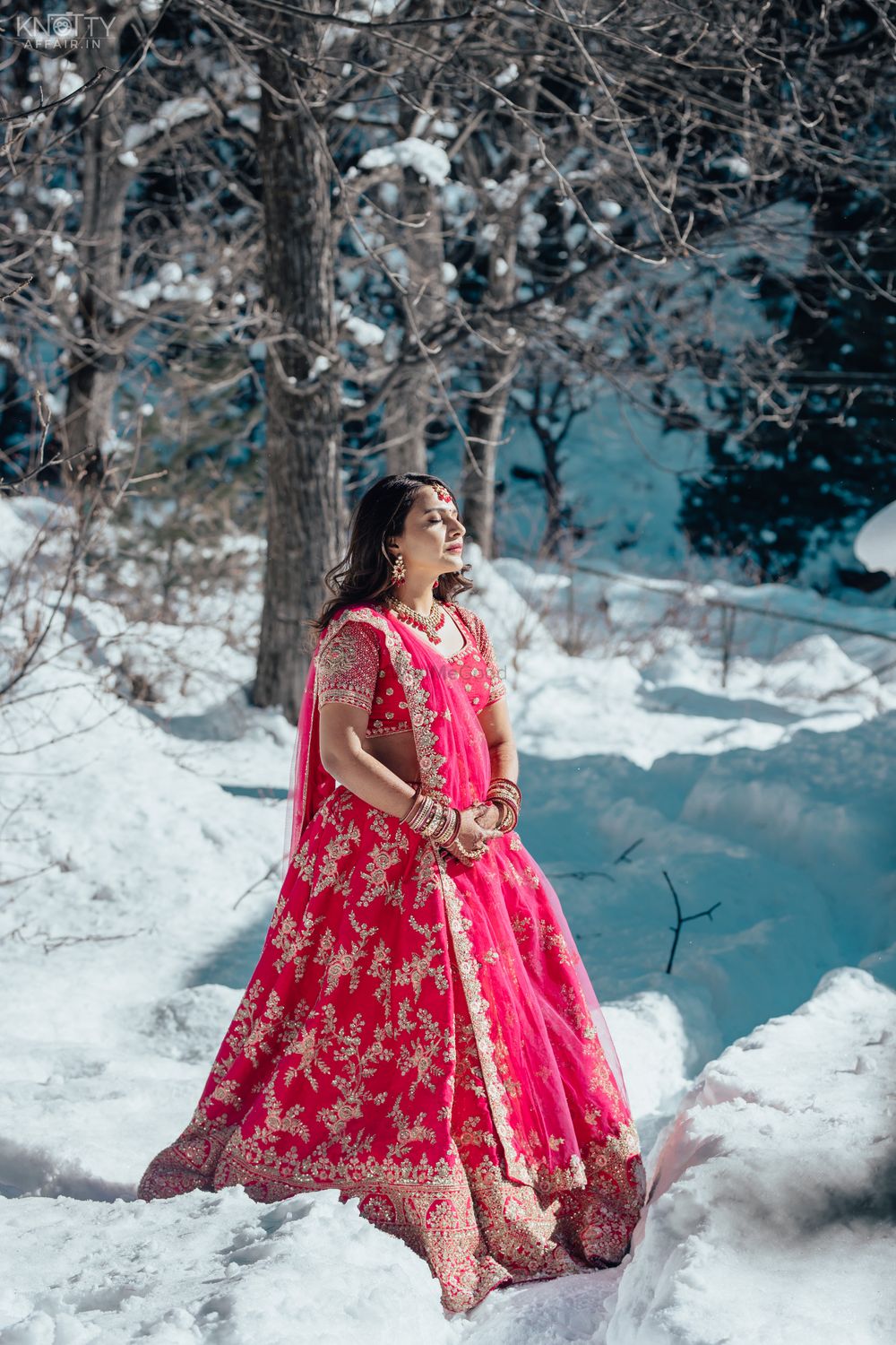 Photo From Kashmir & Srinagar bridal shoot  - By Sonal Burde