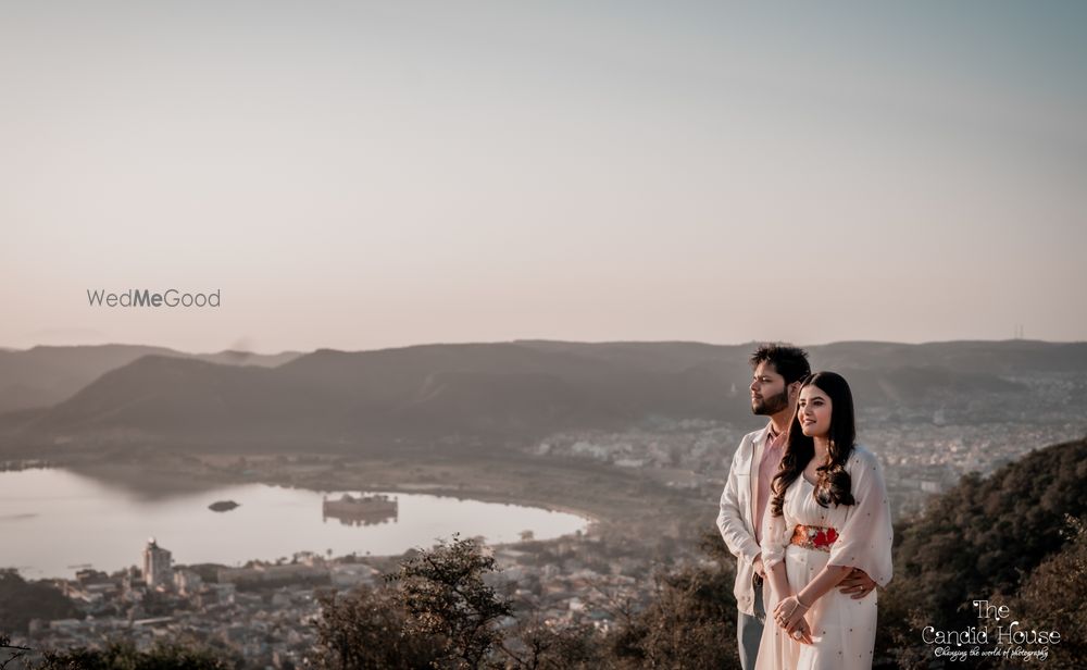 Photo From Pre Wedding of Shourya & Sonali - By The Candid House