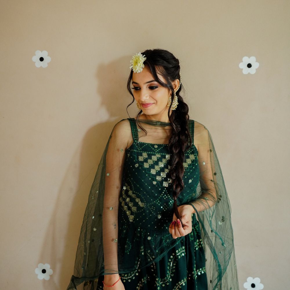 Photo From Mehndi makeup - By Makeup by Riya