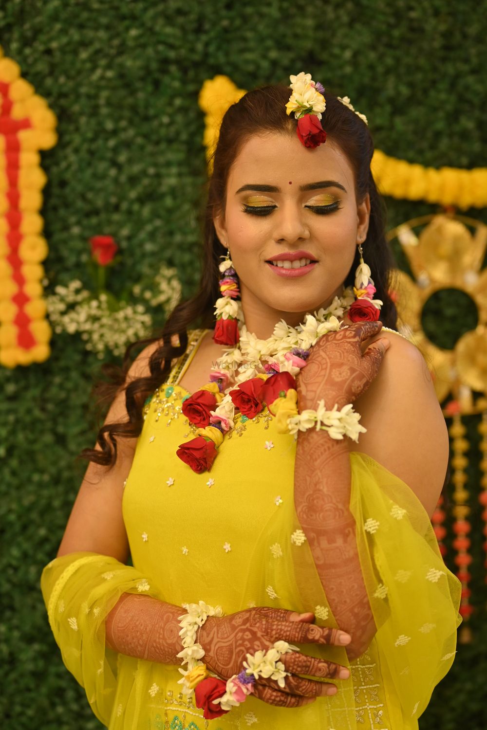 Photo From Mehndi/Haldi Makeover - By Aster Makeup Artistry 