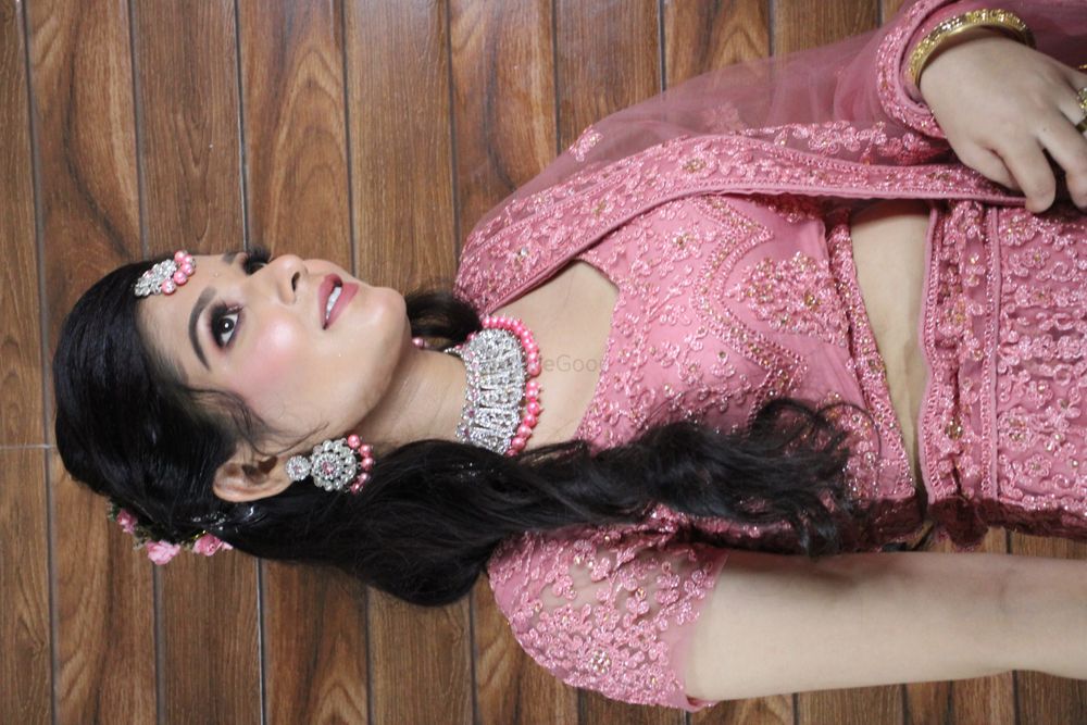Photo From Party Makeup - By Riya Makeovers