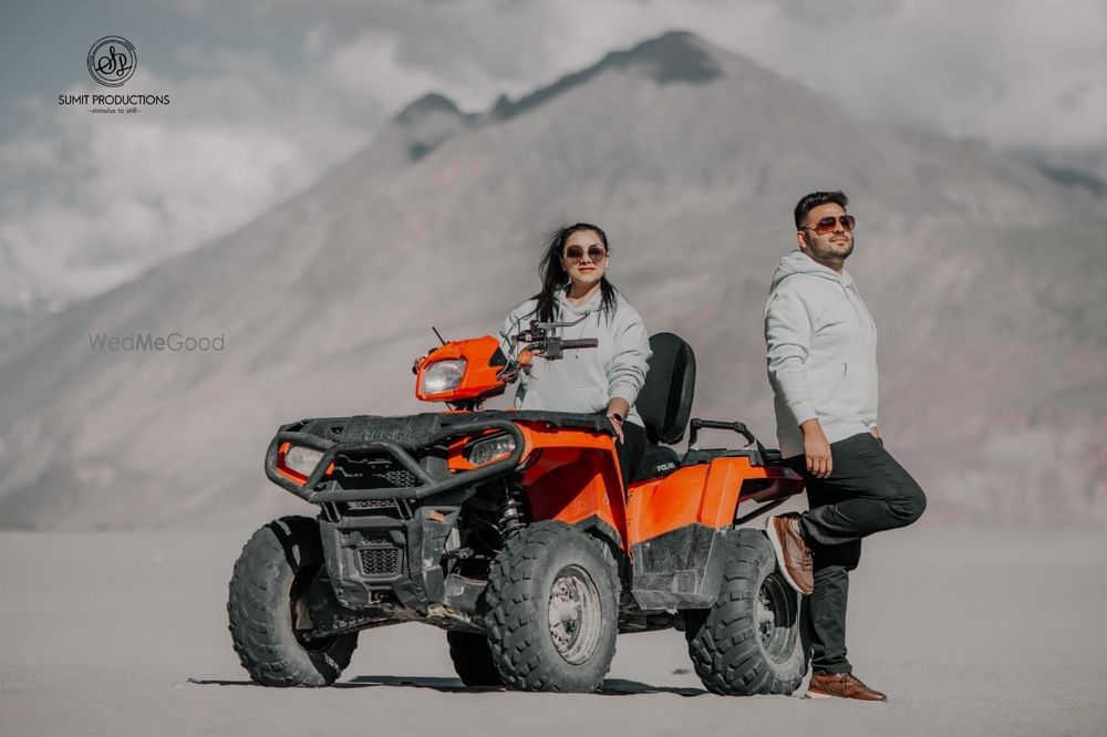 Photo From Ladakh Prewedding | Saransh & Samdisha  - By Sumit Productions