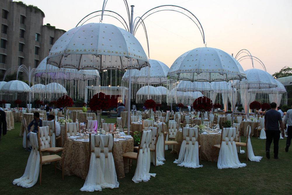 Photo From White Umbrella Theme with Red Roses - By Jubilation Weddings 