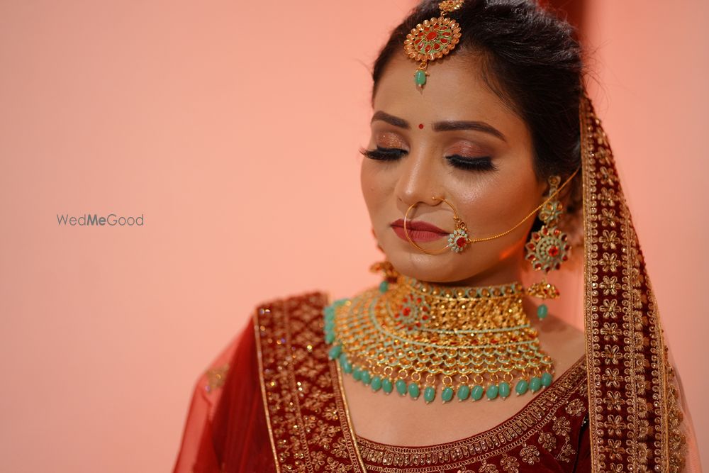 Photo From Bride Twinkle Bhadouriya - By Makeovers by Anju