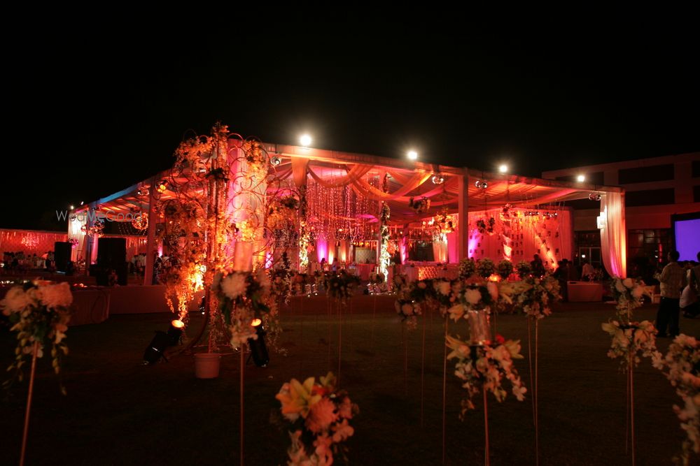 Photo From Crystal & Flowers @ Sainik Farms - By Jubilation Weddings 