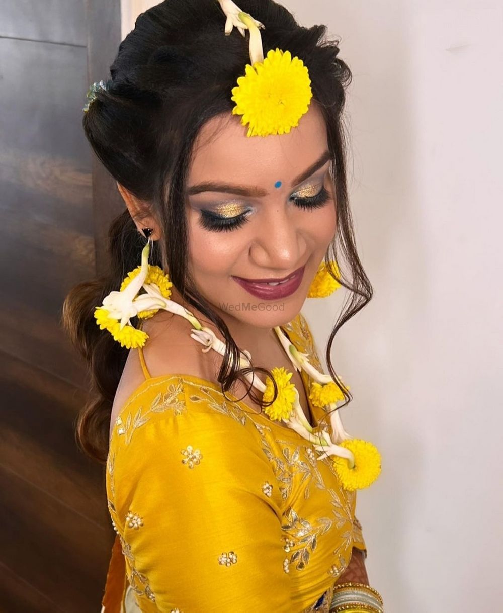 Photo From Haldi Look - By Unnati Khatri MUA