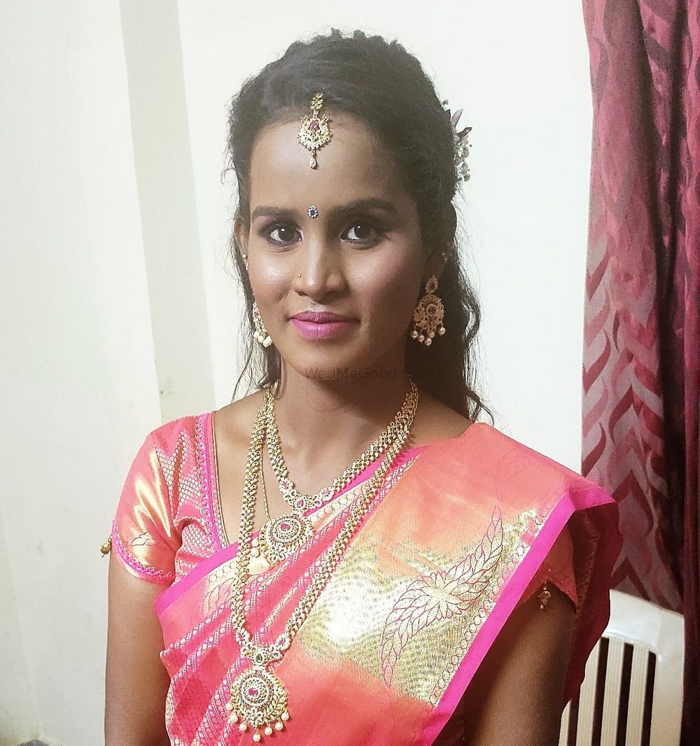 Photo From 2021 Brides - By Makeovers by Veena