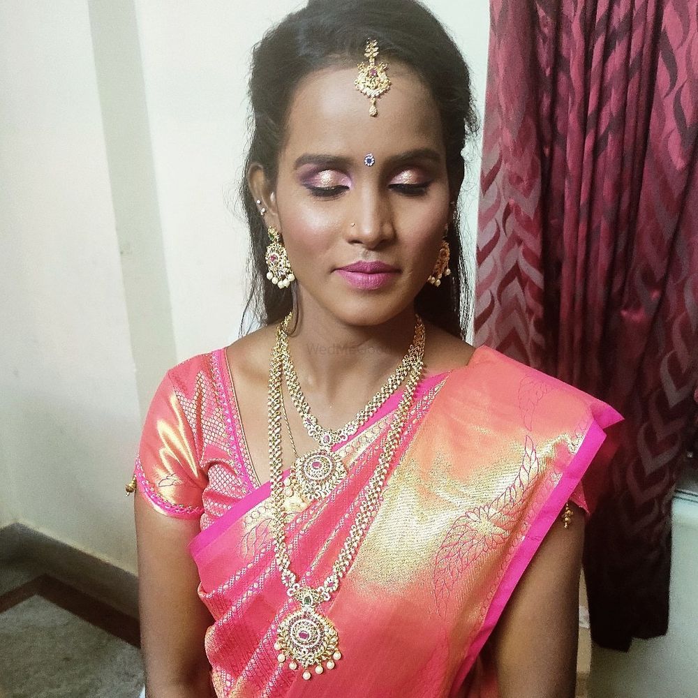 Photo From 2021 Brides - By Makeovers by Veena