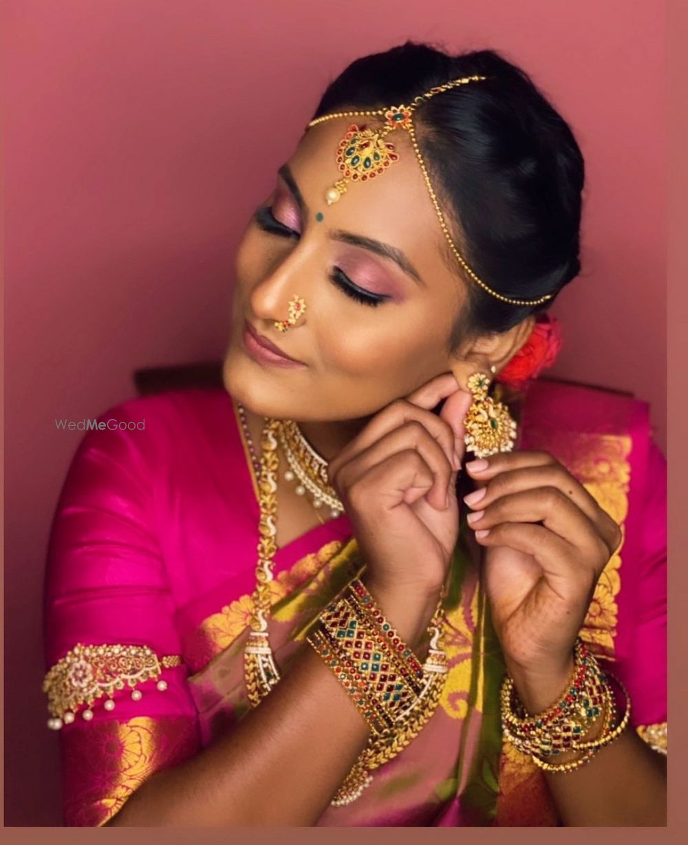 Photo From 2021 Brides - By Makeovers by Veena