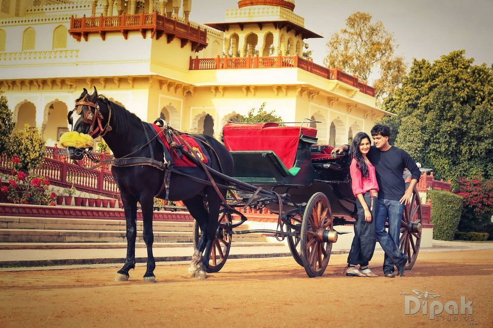 Photo From Elegant prewedding shoots collection - By Dipak Studios