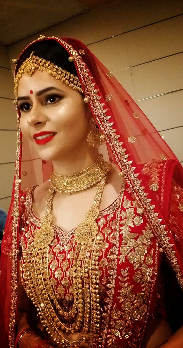 Photo From Airbrush base for our contemporary bride. - By Makeovers by Anchal