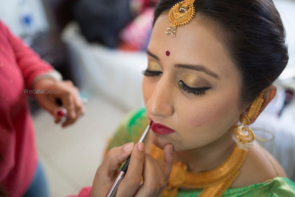 Photo From brides galore - By Roshni Safir