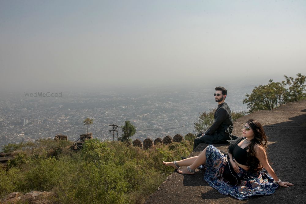 Photo From Shubham & Sadhika Pre-Wedding - By Cam-Era Stories