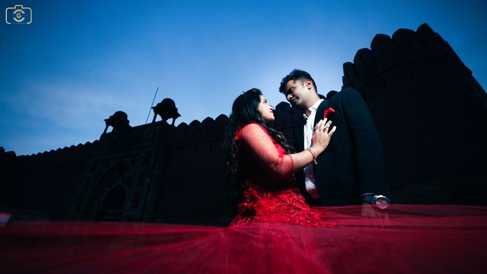 Photo From pre-wedding - By Golden Touch Photography
