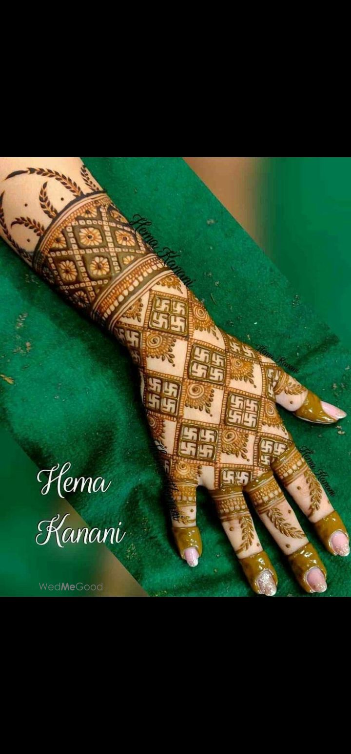 Photo From bride back hand mehndi designs - By Rohit Patel Mehandi Arts