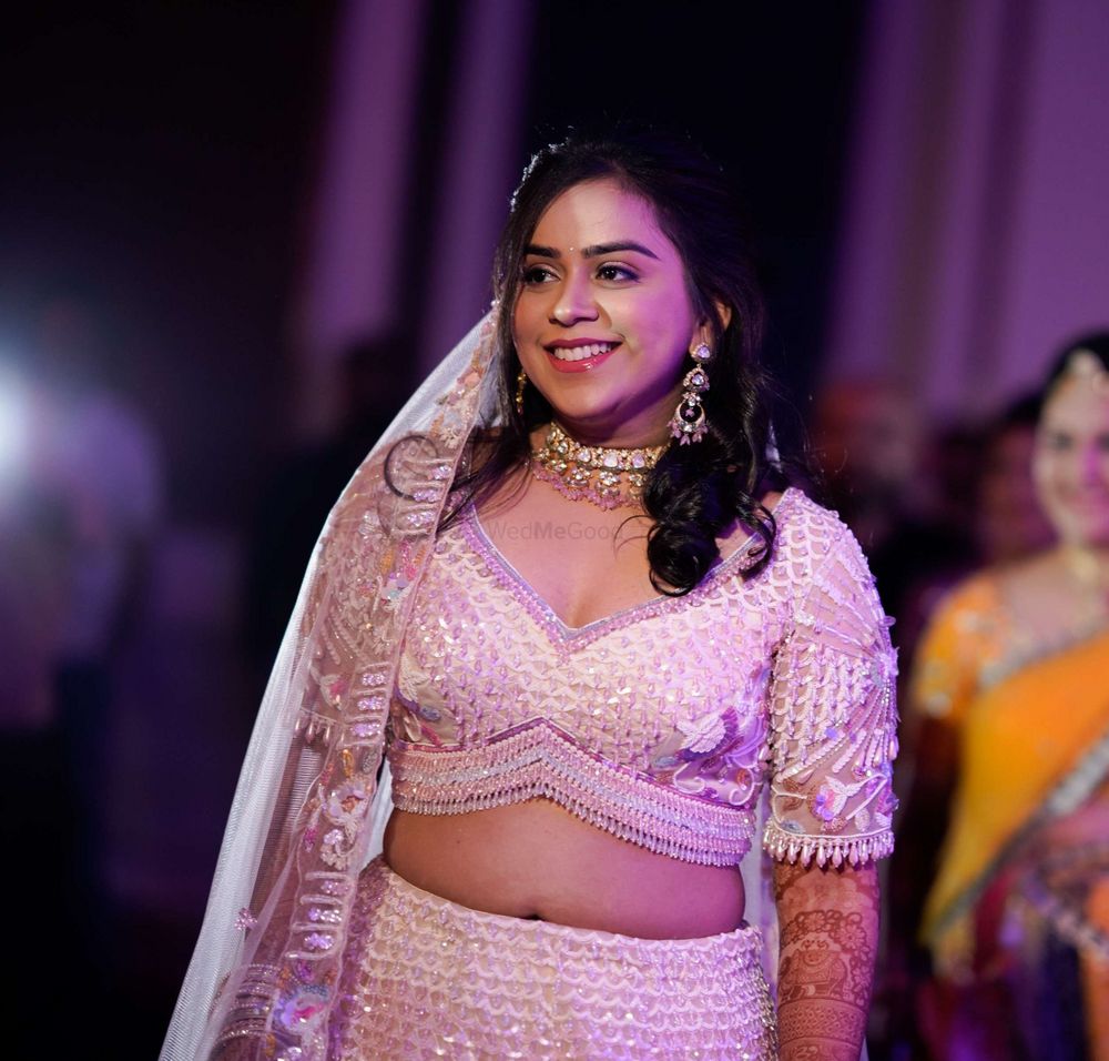 Photo From Bride Aayushi - By Make Me Up by Karishma