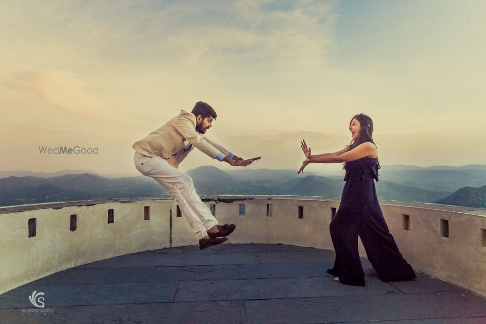 Photo From Pre-wed | Minesh+Niyati - By Sandeep Gadhvi Photography