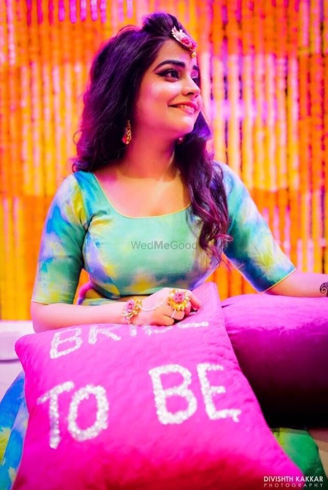 Photo of Bride to be cushion for mehendi