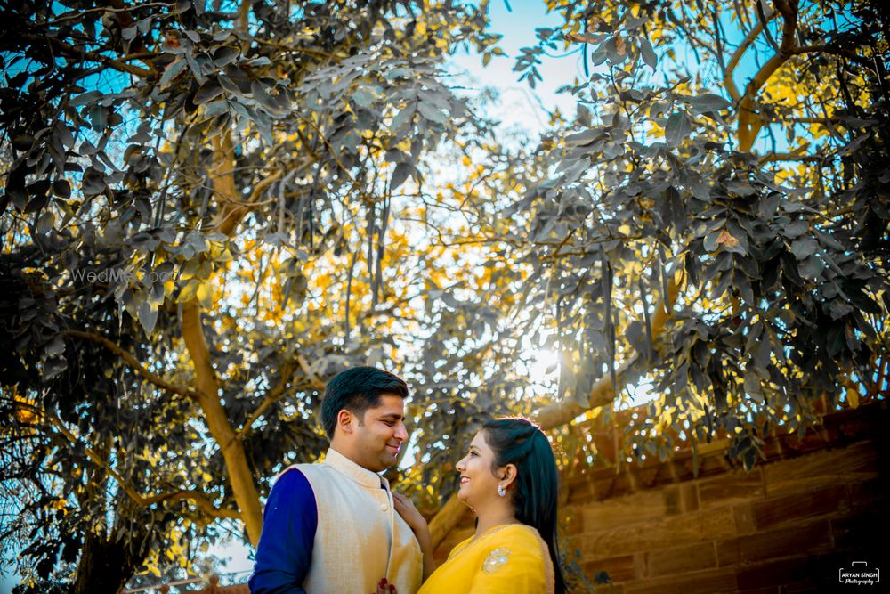 Photo From Surbhi & Saubhagya Pre Wedding - By Poze Production Studio by Aryan Singh Photography