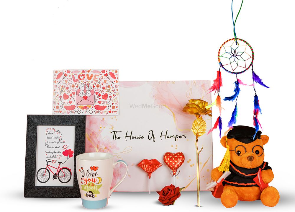 Photo From Valentine Hamper - By The House Of Hampers