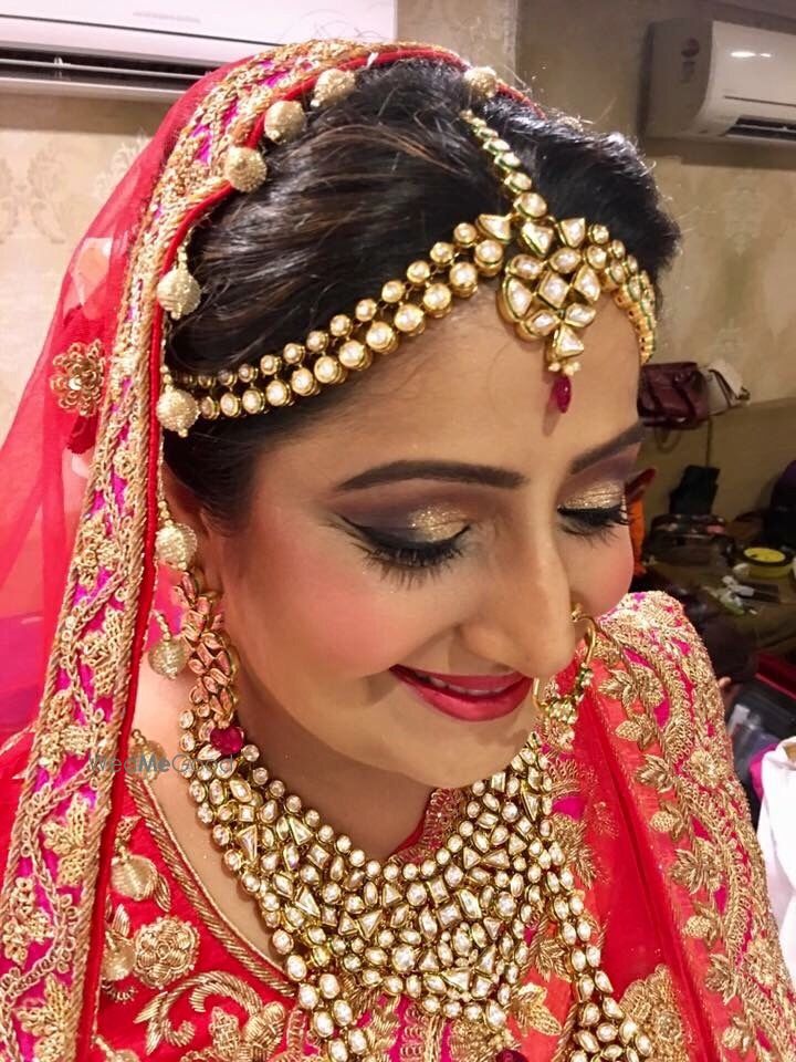 Photo From MATURE SKIN BRIDE_Monica's Bridal Look - By Nivritti Chandra